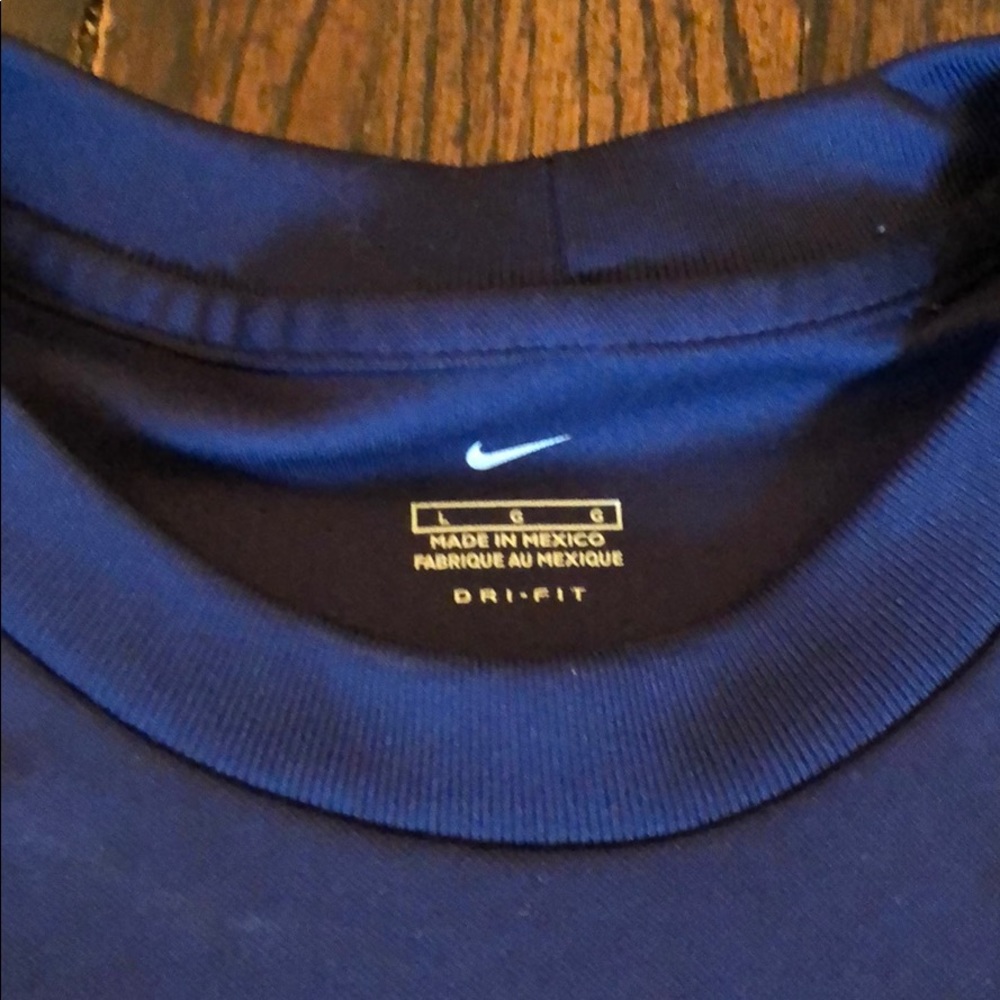 Men’s Nike Dri-Fit - Picture 3 of 3